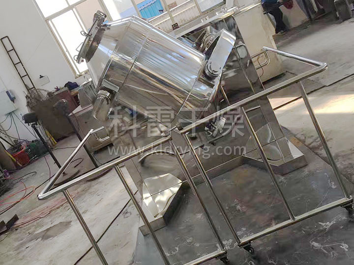 三维运动混合机